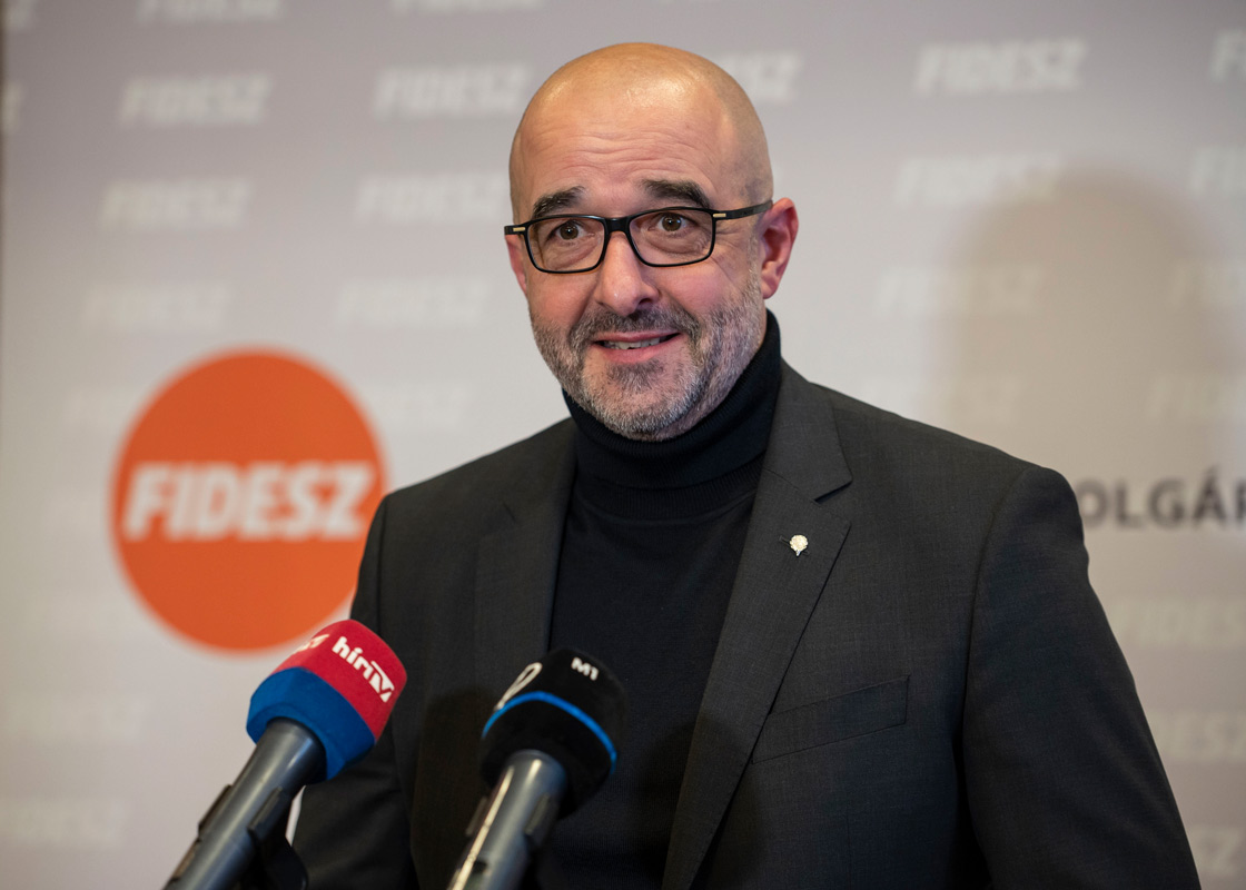 Az emberi jogok felszámolása folyik a woke ideológia jegyében