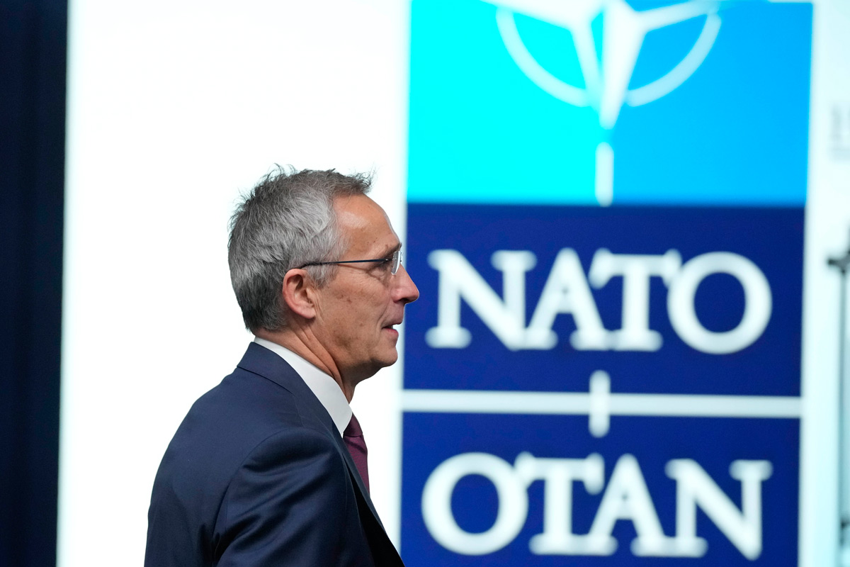 Stoltenberg: Még nincsenek meg a békés rendezés feltételei