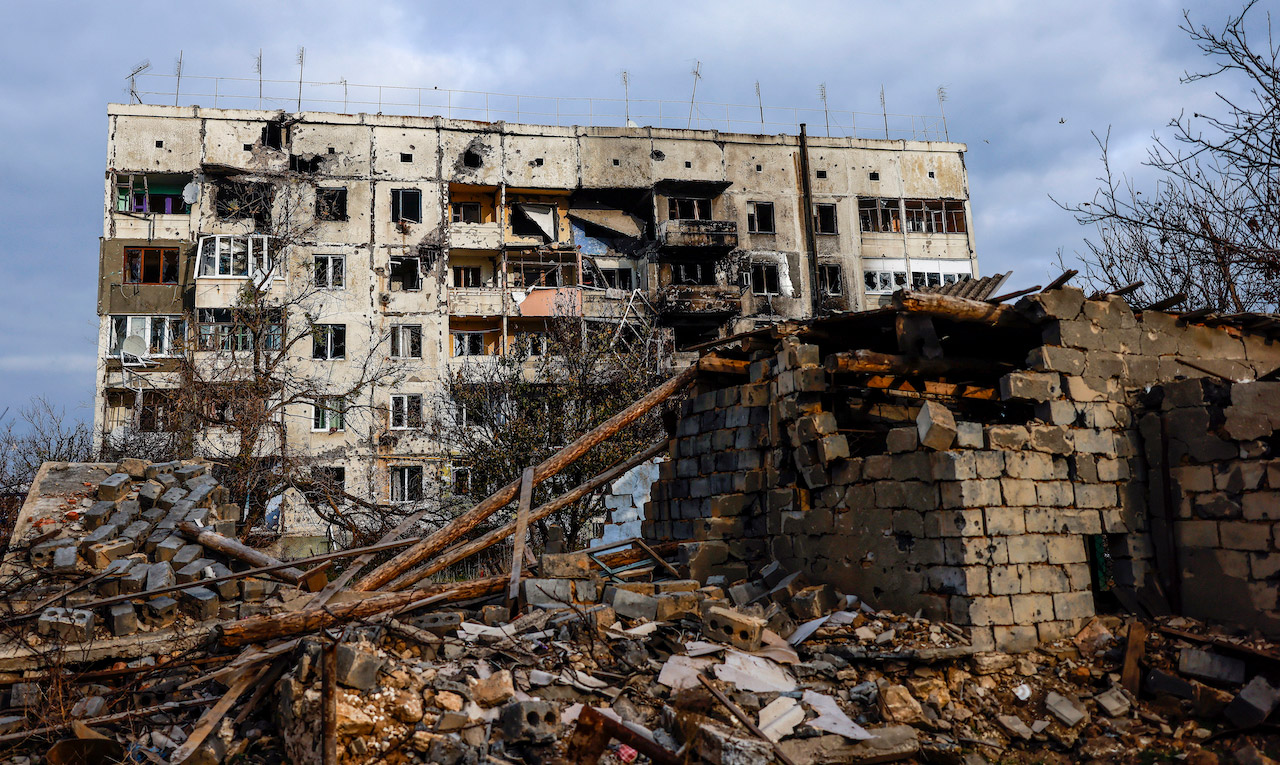 Kinek segít Tél tábornok?