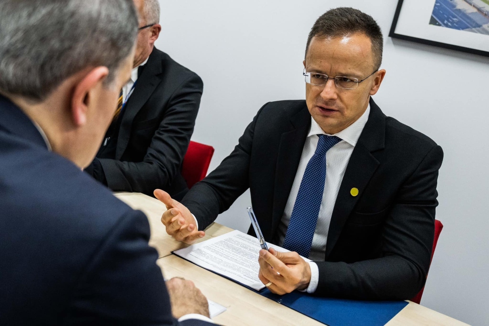 Szijjártó Péter: Mielőbb békére van szükség