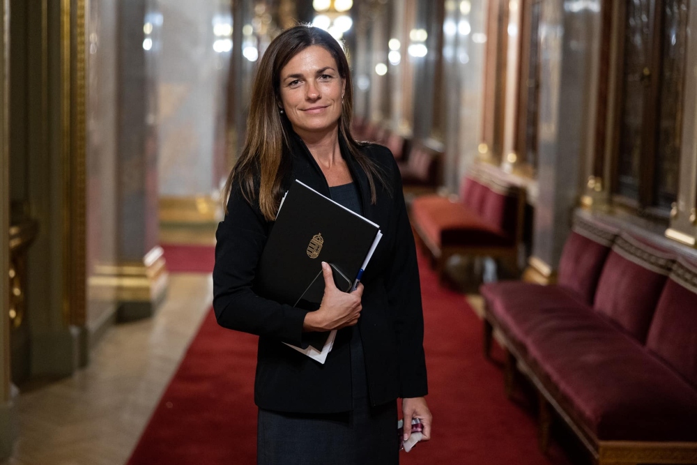 Országgyűlés előtt a digitális szolgáltatásokról szóló uniós szabályozás