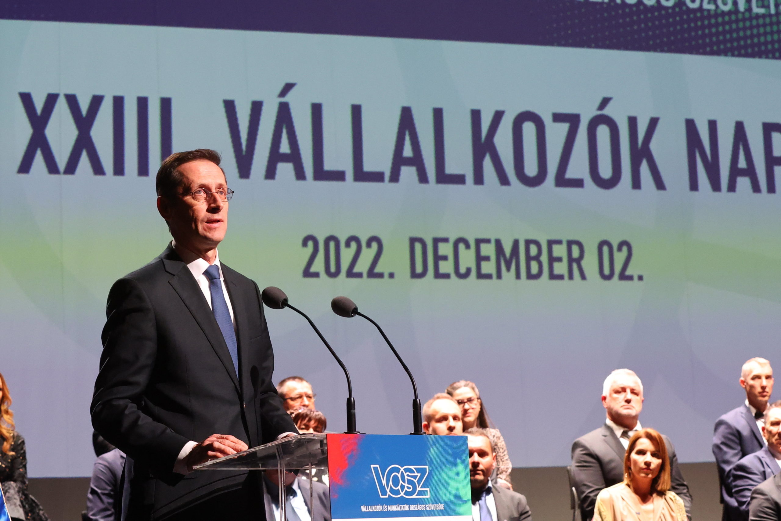 Varga Mihály: a magyar gazdaságnak nehéz körülmények között kell teljesítenie