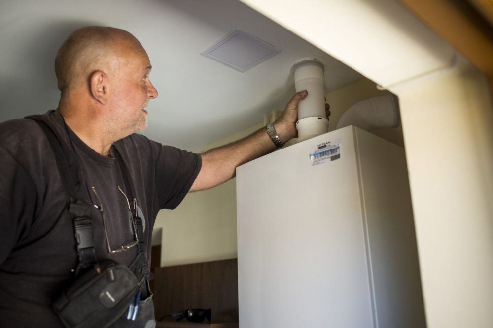 A magyar családok több mint kétharmadát megvédte a rezsicsökkentés