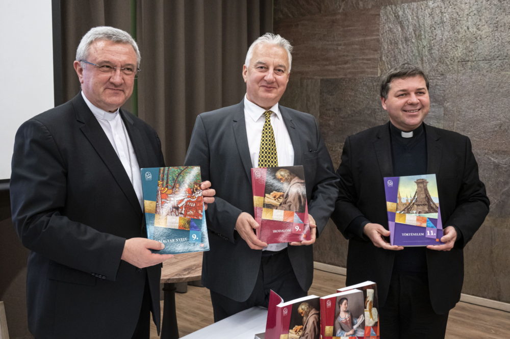 Bemutatták a Szent Imre-tankönyvcsaládot Budapesten