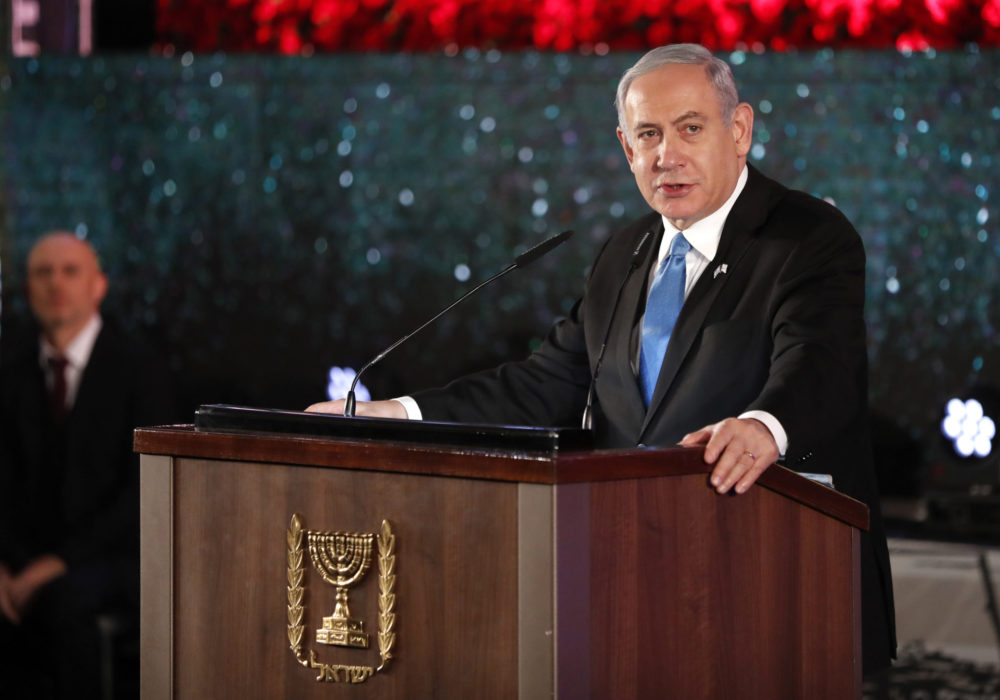 Benjamin Netanjahu bemutatta új kormányát az izraeli parlamentnek