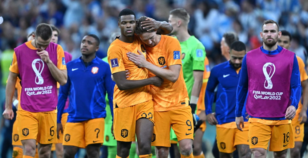 Sárgalap-rekordot hozott a holland-argentin negyeddöntő