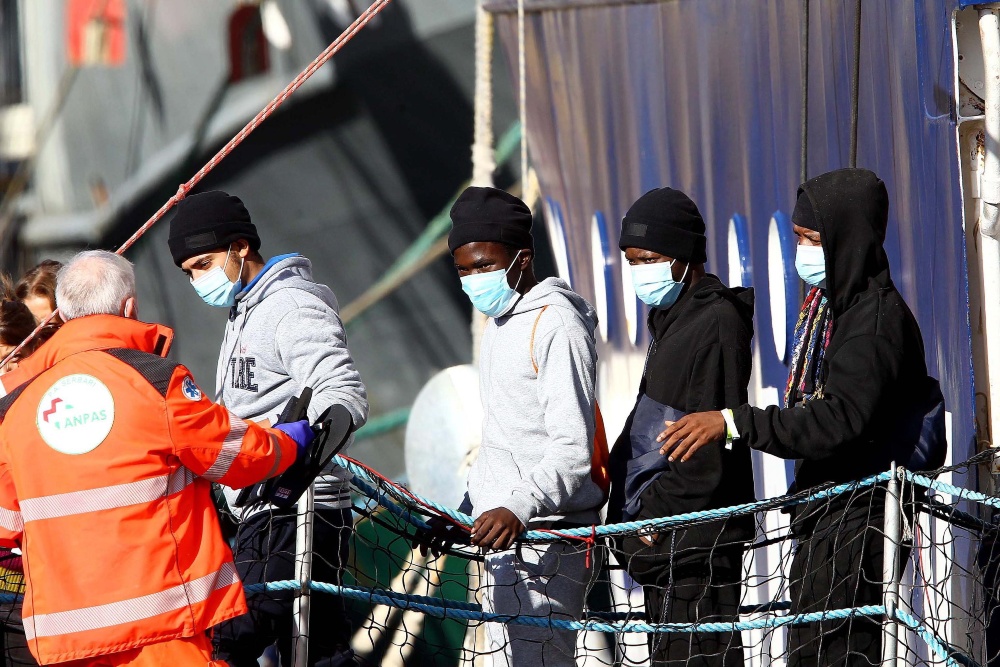 Olaszország szigorít, felgyorsult a migránsok érkezése