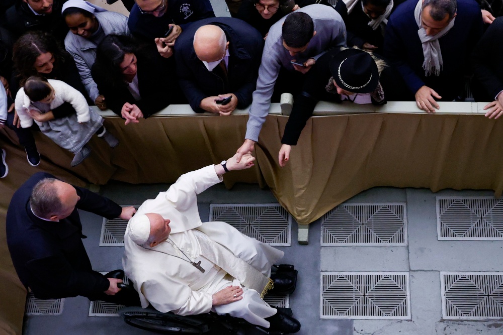 A betlehemi jászol szegénysége az élet igazi gazdagságát mutatja