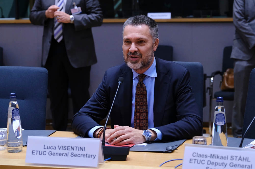 Tovább gyűrűzik az EP-s korrupciós botrány