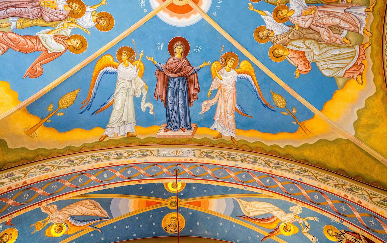 Fényből szőtt arcok isteni ragyogása