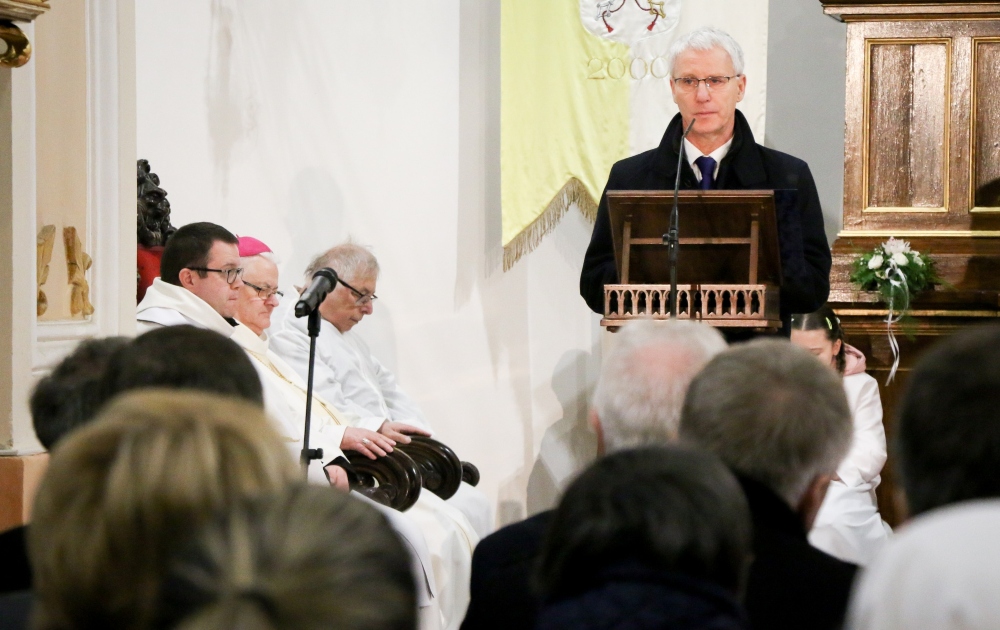 A magyarországi németek elhurcolására emlékeztek Környén