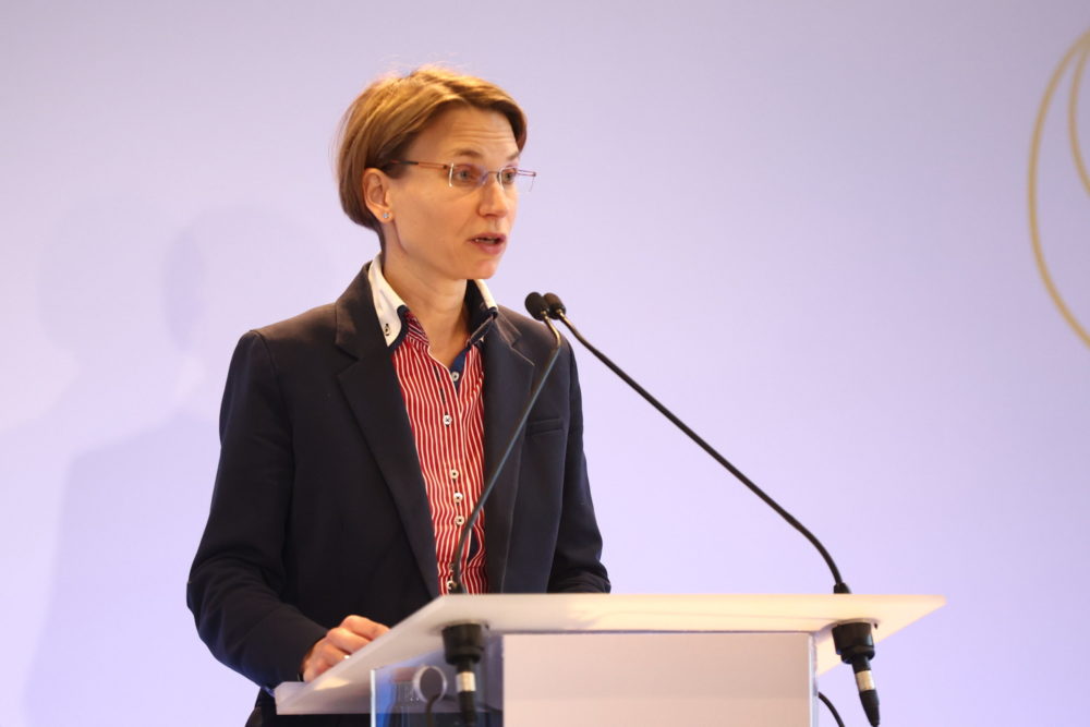 A kormány kiemelt feladata a családbarát légkör megteremtése