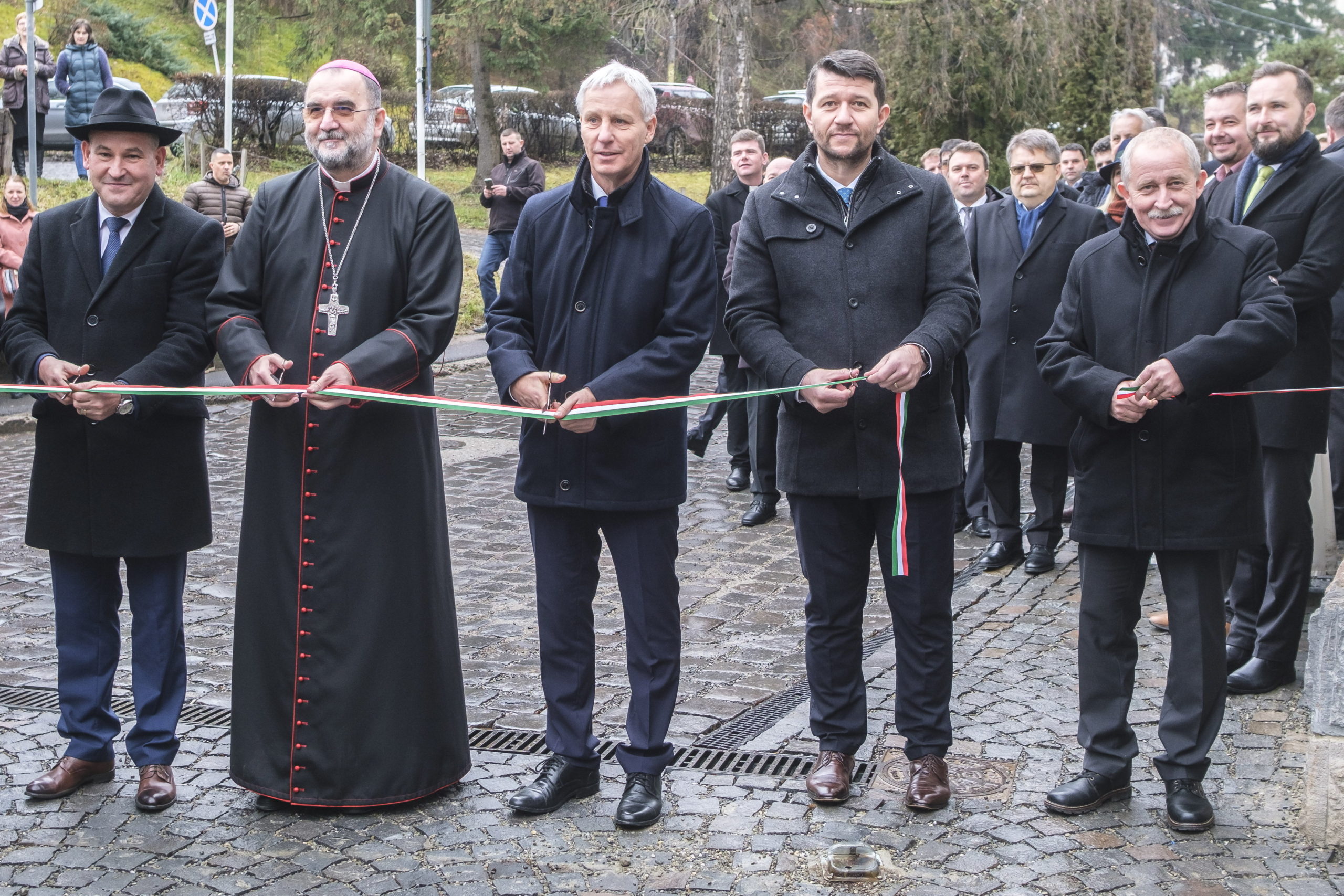 Átadták a Tamási Áron Gimnázium felújított melléképületét Székelyudvarhelyen