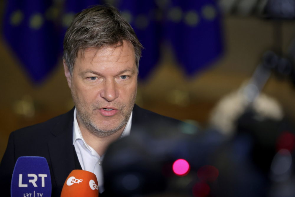 A német alkancellár sem küldene harci repülőgépeket Ukrajnának