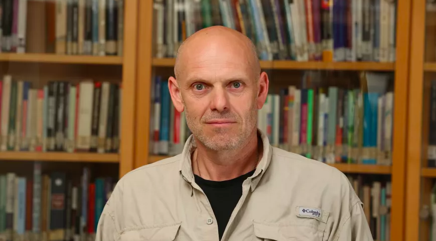 Robert C. Castel: Ukrajnának egy komplett új ukrán hadseregre lenne szüksége