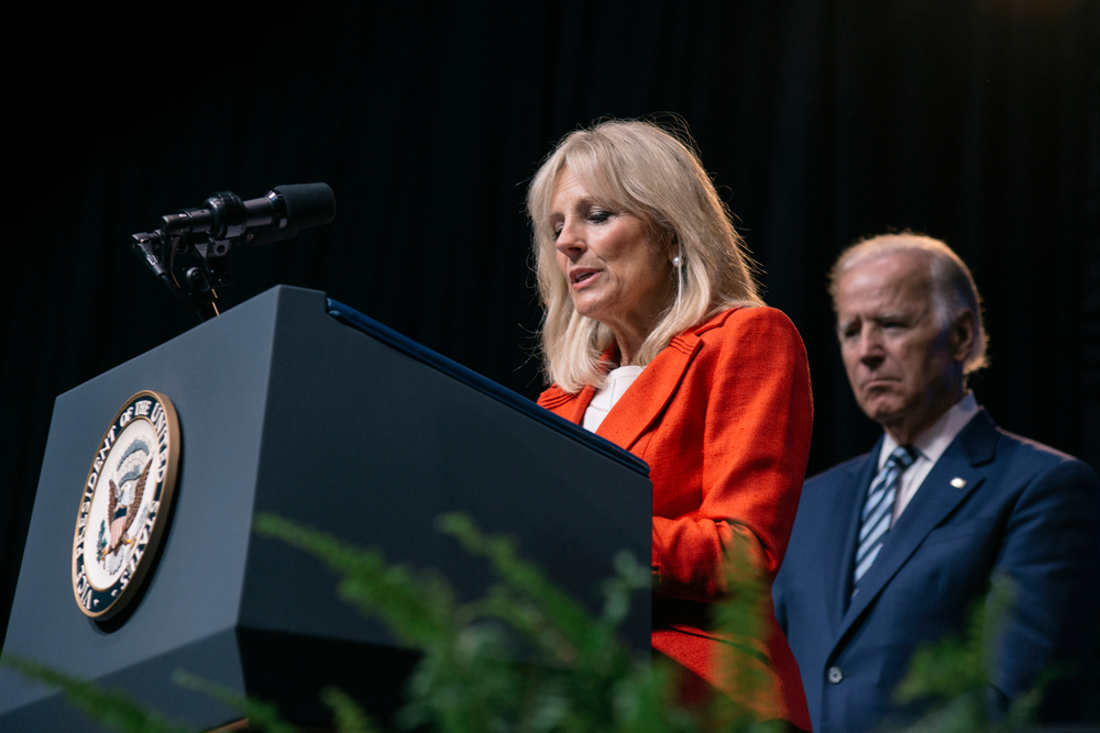 Fehér Ház: eltávolítottak két rákos elváltozást Jill Biden szervezetéből