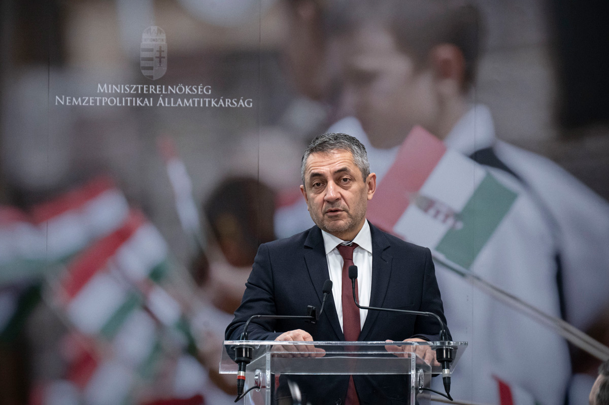 Újra megjelent a Kőrösi Csoma Sándor-program pályázati felhívása