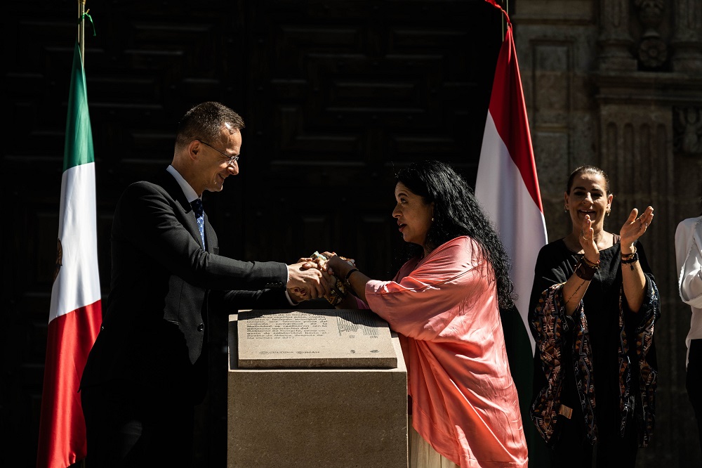 Szijjártó Péter Mexikóban: a magyarok ragaszkodnak a keresztény örökséghez