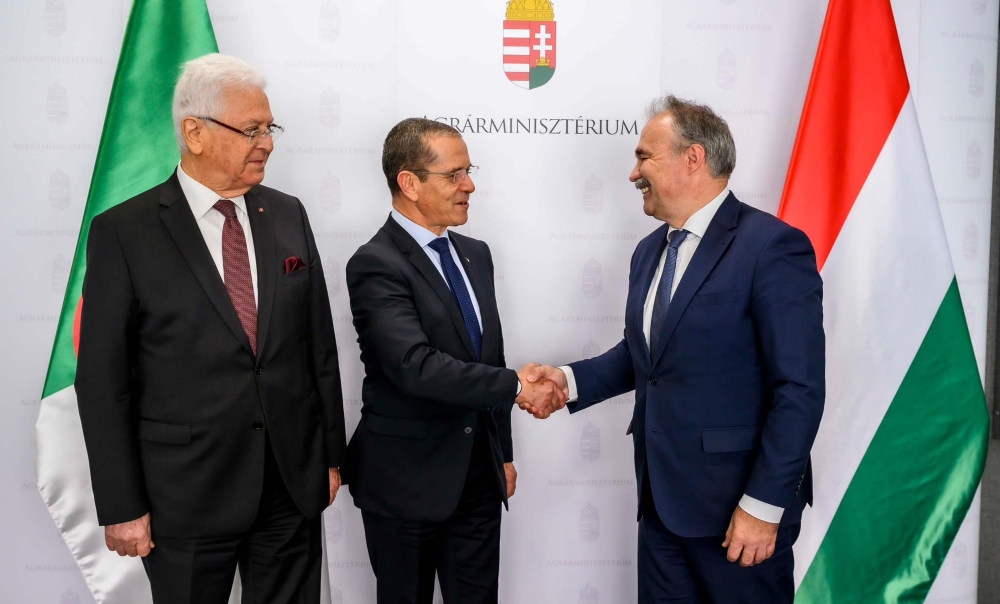 Nagy István hivatalában fogadta Algéria vidékfejlesztési tárcavezetőjét