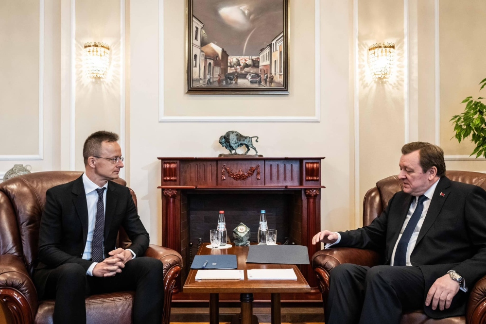 Szijjártó Péter: Most a legfontosabb feladat az emberéletek megmentése