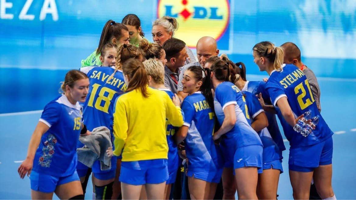 A helyszín biztosításával segítünk az ukrán válogatottnak