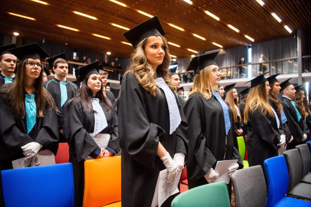 Nőtt a felsőoktatási hallgatók száma, de még több szakemberre van szükség