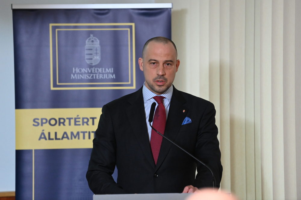 Schmidt Ádám: További hat évig folytatódhat a TAO-program