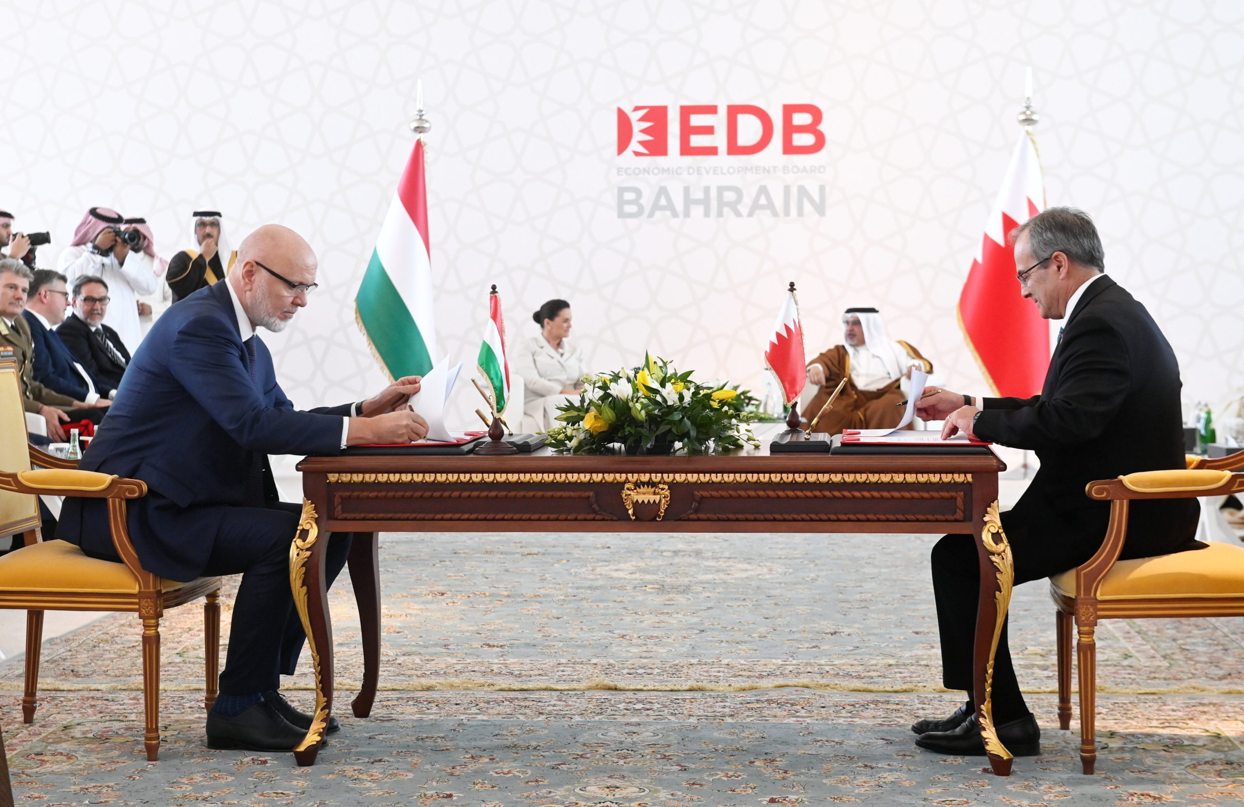 Steiner Attila: a Mol két együttműködési megállapodást is kötött Bahreinben