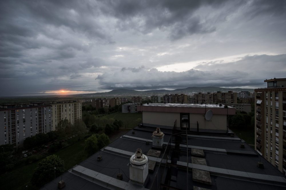 Erős széllökések miatt harmadfokú riasztásokat adtak ki a Dunántúlon