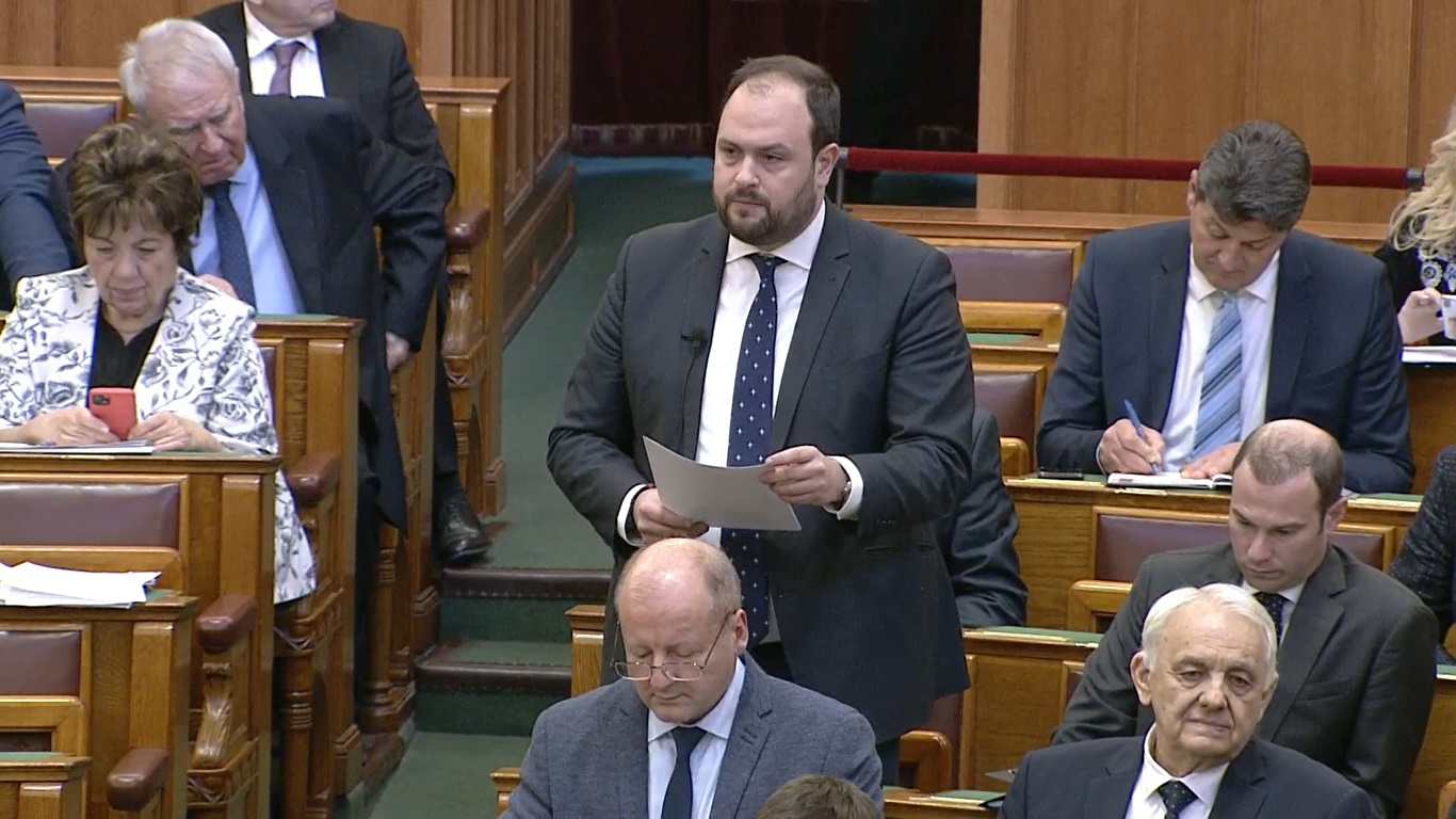 Magyarország több tiszteletet érdemel!