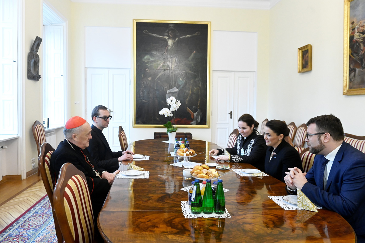 Mateusz Morawiecki Varsóban fogadta Novák Katalint