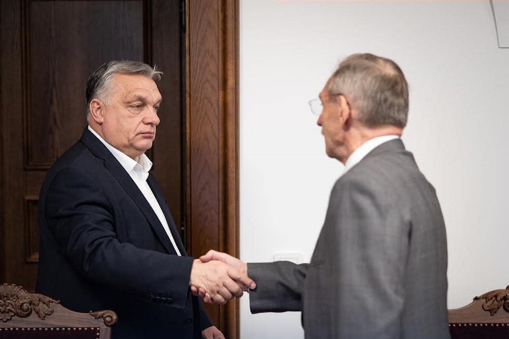 Orbán Viktor: Gyermekeink védelme az első és legfontosabb!