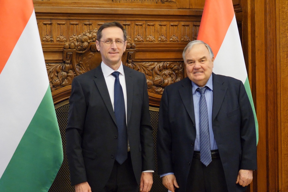 Az OBO Bettermann vezetőjével tárgyalt Varga Mihály