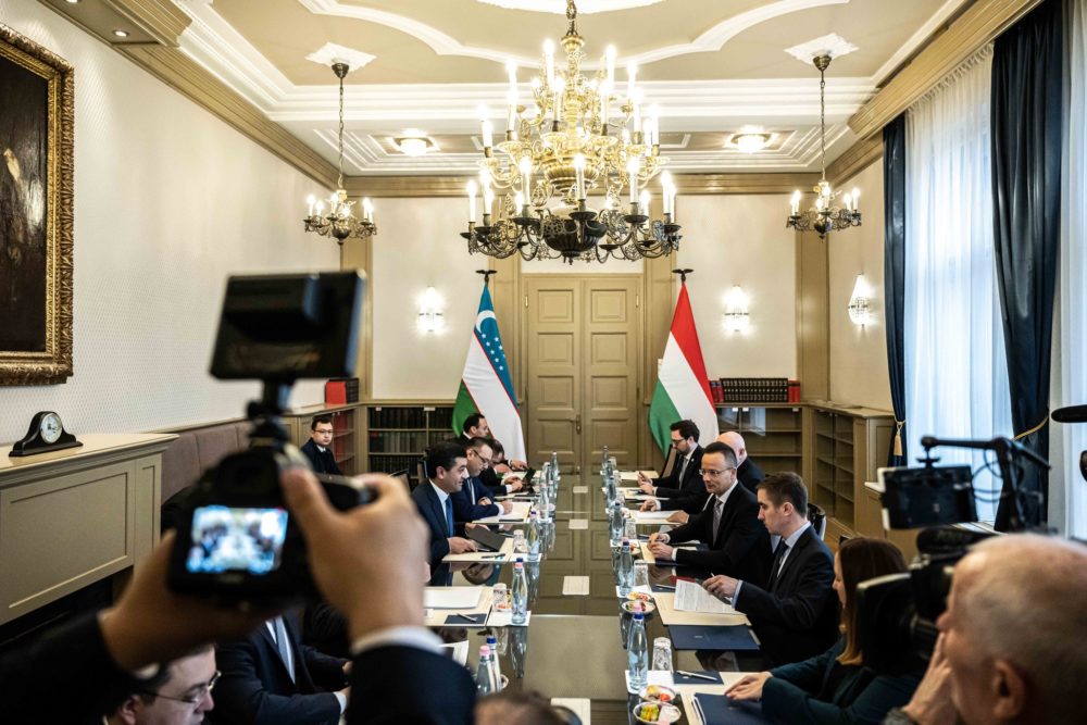 Megnyílt Üzbegisztán budapesti nagykövetsége