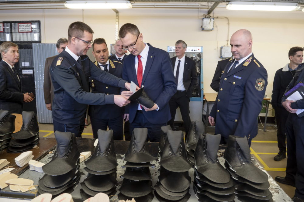 A visszailleszkedést is segíti a fogvatartottak foglalkoztatása