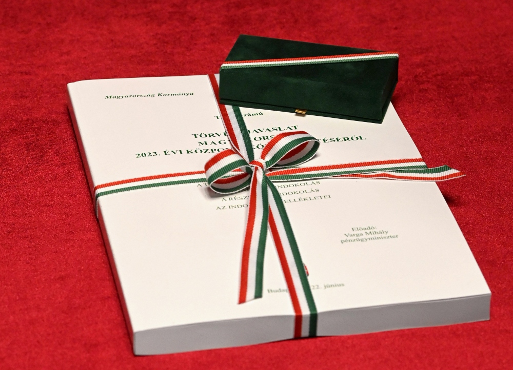 Módosította az idei költségvetést a parlament