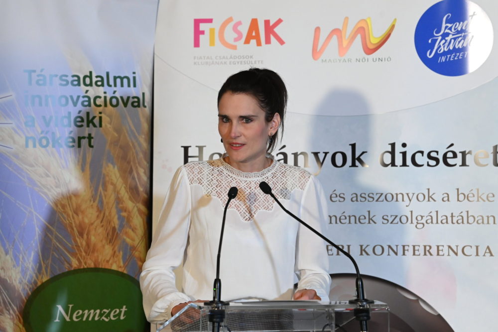 Nagy-Vargha Zsófia: A nők pótolhatatlanok a családban