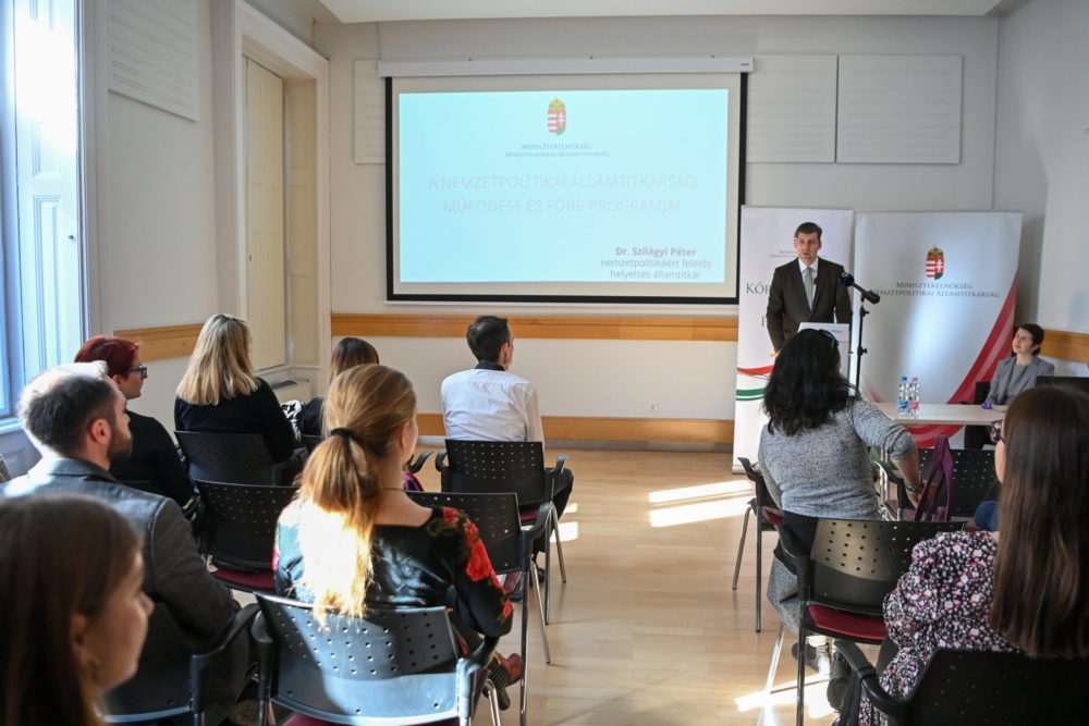 Újabb mérföldkőhöz érkezett a Kőrösi Csoma Sándor Program