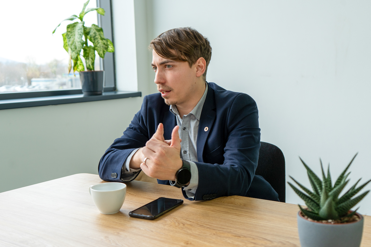 Jobboldali rockzenész a budapesti Fidelitas élén