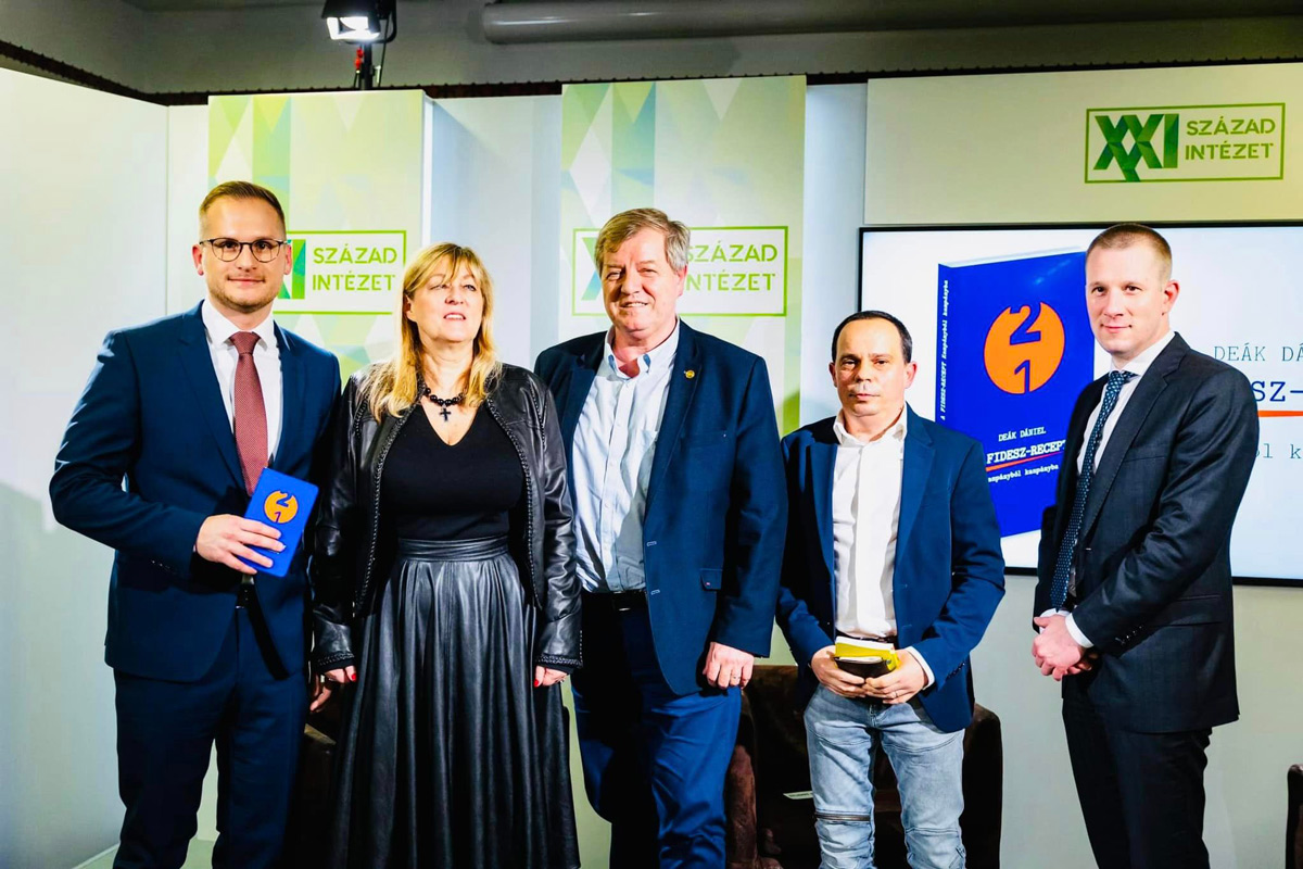 Bemutatták Deák Dániel A Fidesz-recept című könyvét