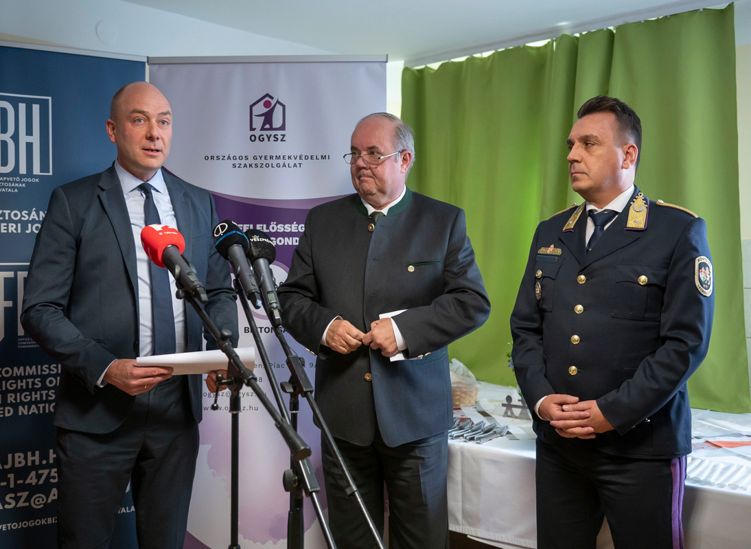 Átadták a felújított Veszprém-Gyulafirátóti Befogadó Gyermekotthont