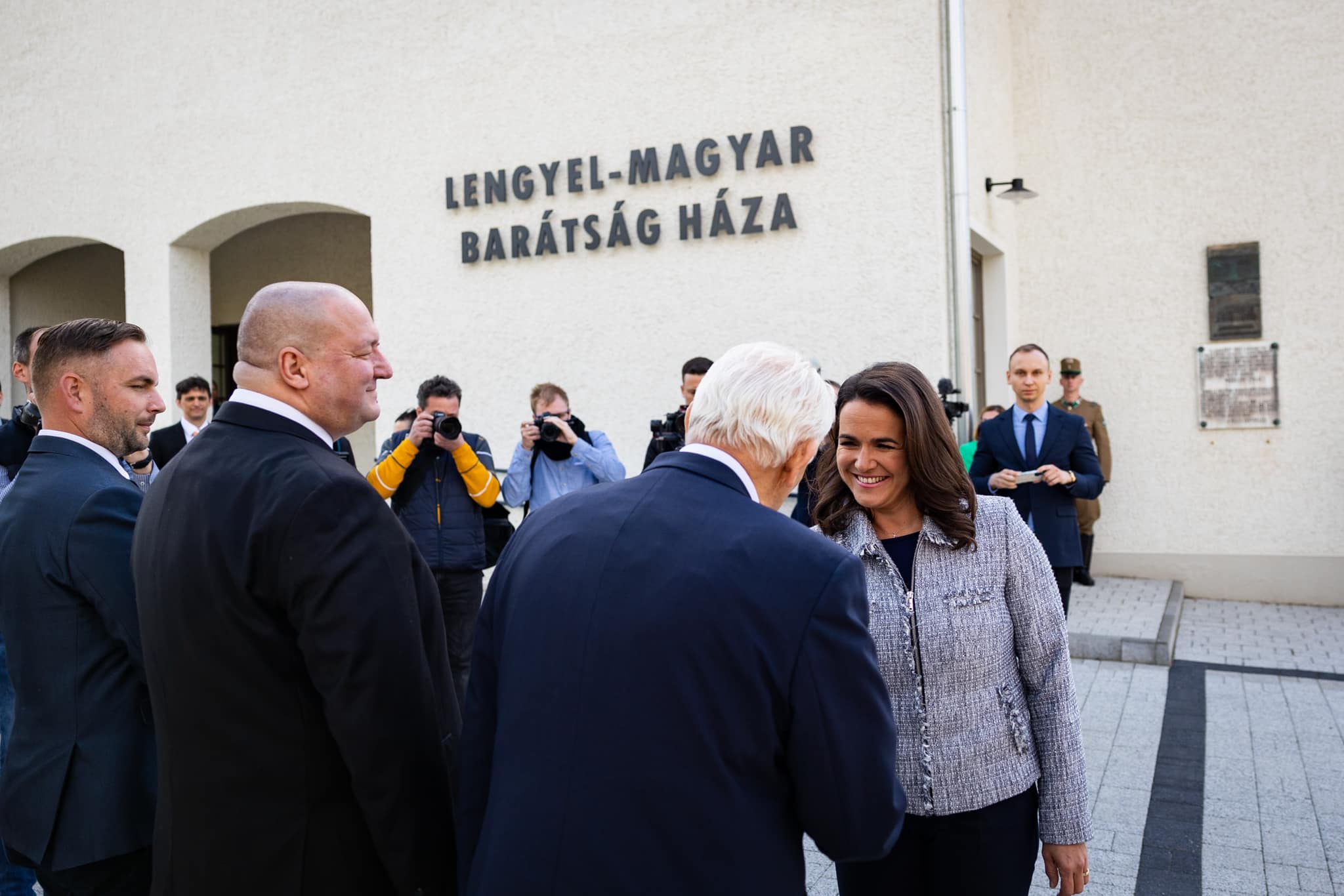 Novák Katalin telefonon egyeztetett a lengyel elnökkel