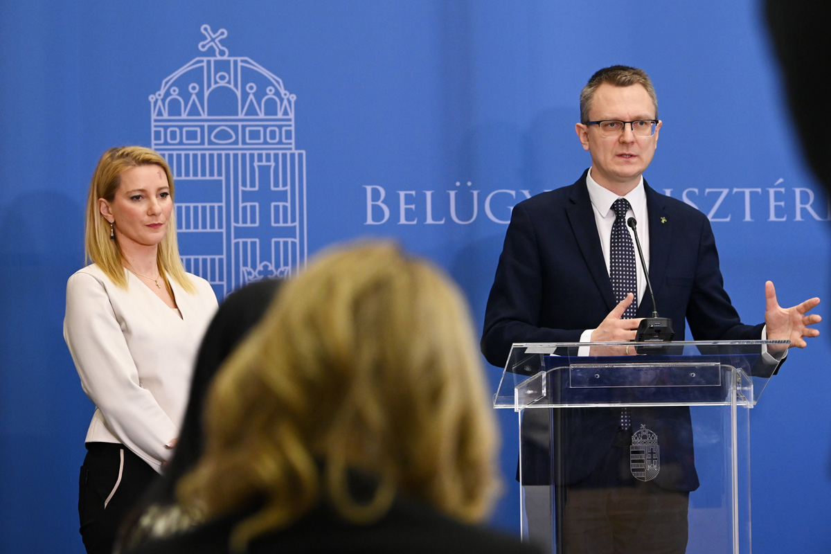 A gyermekeket az oktatási intézményekben is meg kell védeni