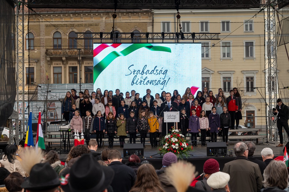 Varga Mihály: ha béke van, szabadság is van