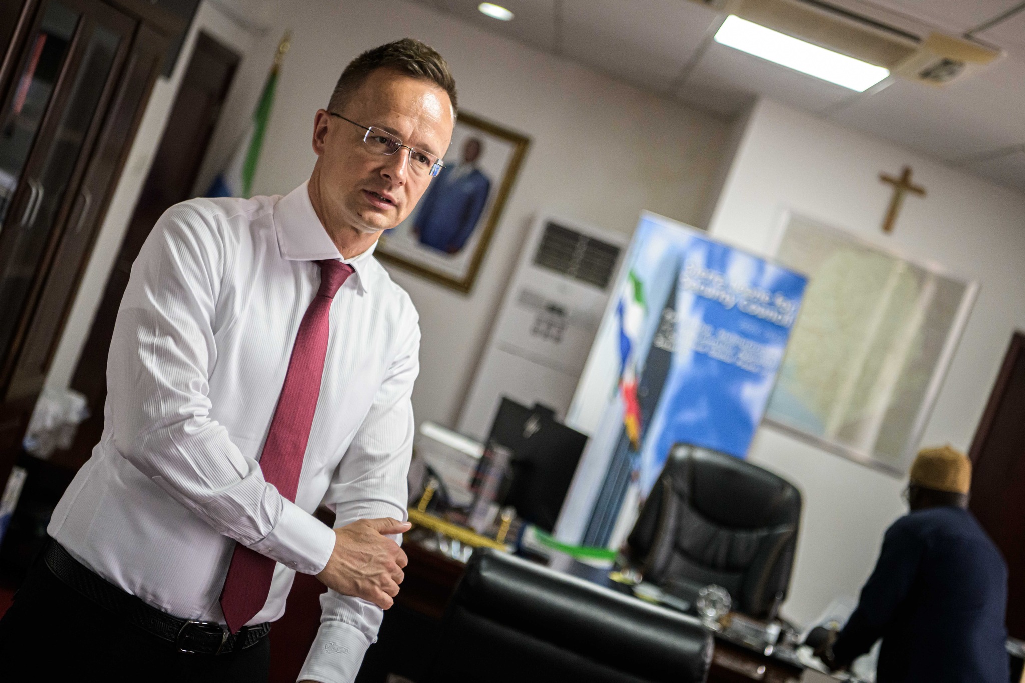 Magyarország ebben az évben huszonöt országban segít