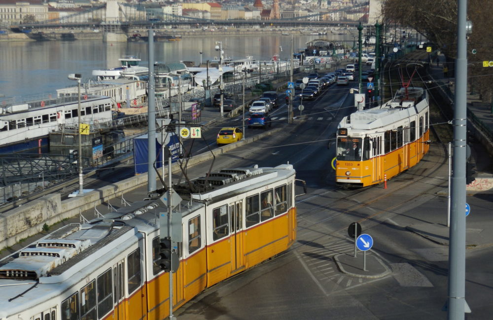 Huszonnégymilliárd forintos hitelt vesz fel a BKK