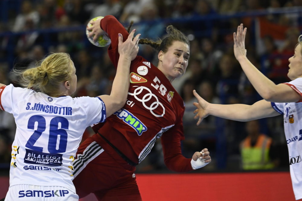 Kettős győzelemmel jutott ki a világbajnokságra a női kéziválogatott