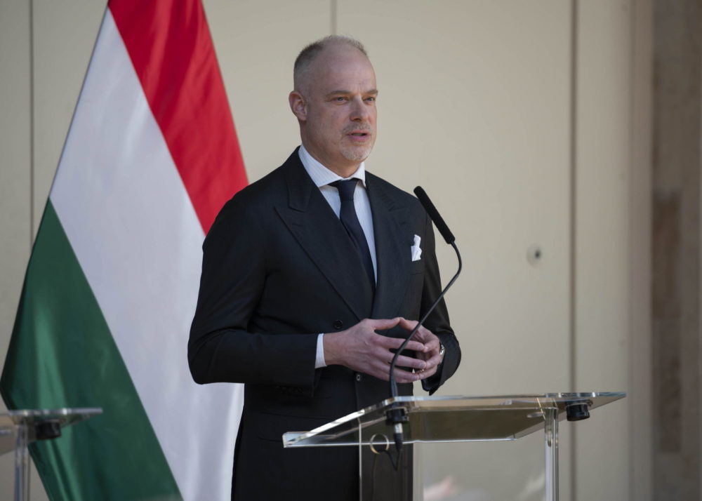 Honvédelmi miniszter: Hadműveleti szintre kell emelni a honvédség képességeit