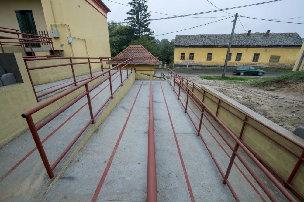 A fogyatékossággal élőket képviselő szervezetekkel egyeztetett a kormány