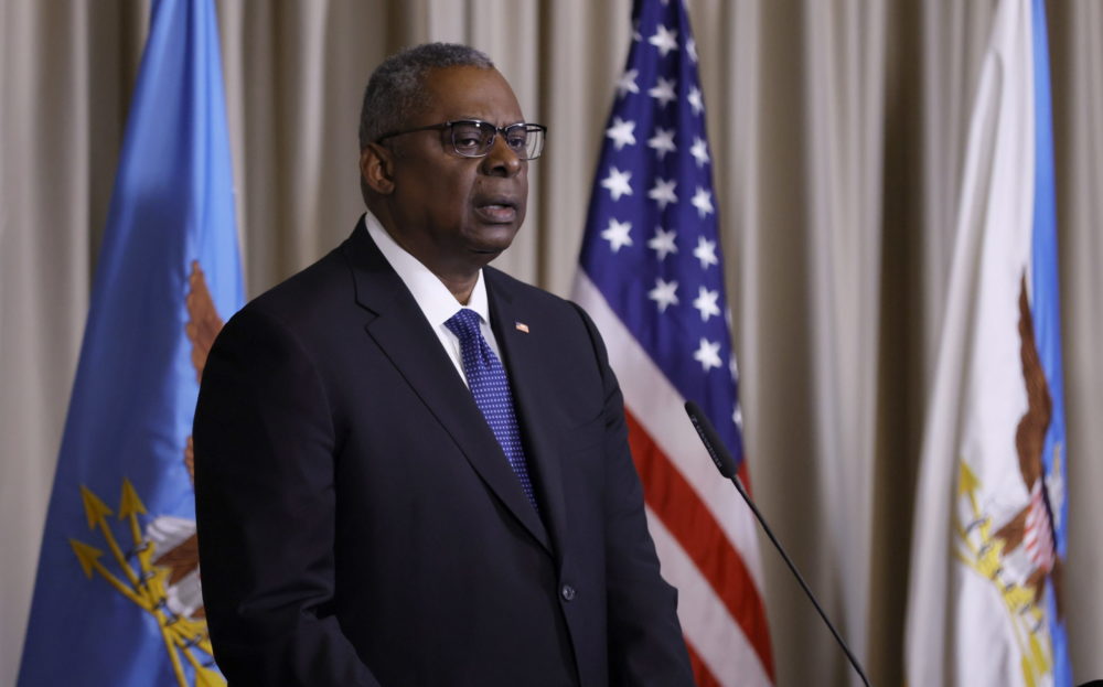 Lloyd Austin: „Putyin háborúja” miatt kell bővíteni a NATO-t